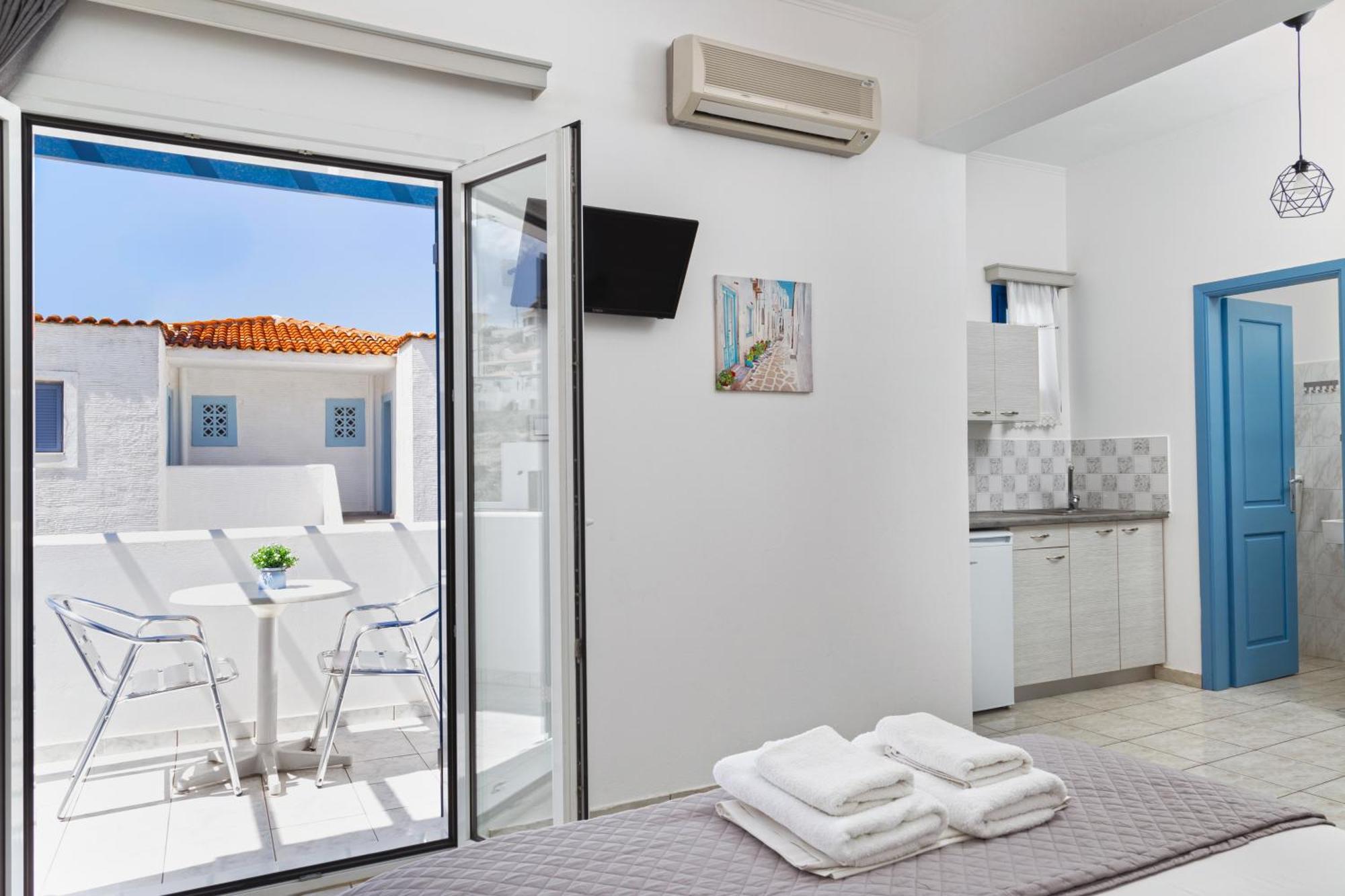 Nissea Studios - Πρώην Dora 2 Studios - Batsi  Bagian luar foto